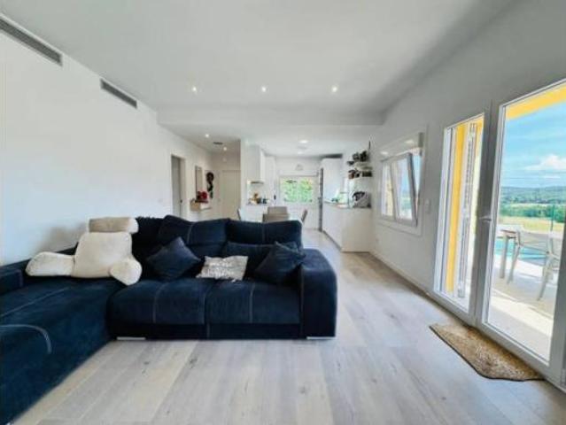 Chalet Venta Bàscara, Orriols