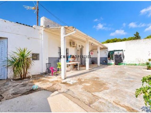 Chalet Venta Bétera, Centre