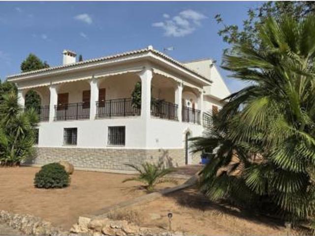 Chalet Venta Bétera, La Conarda Montesano