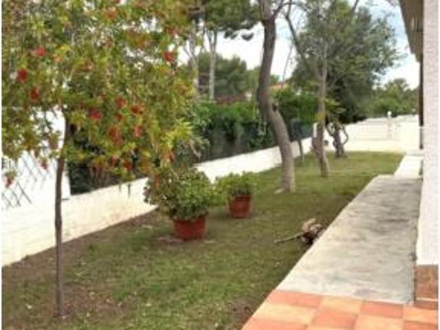 Chalet Venta Bétera, Los Pinares La Masia