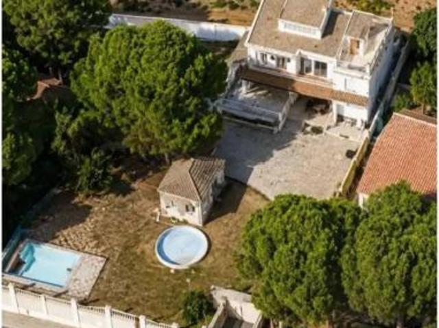 Chalet Venta Bellvei, Bellvei