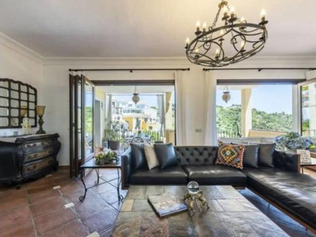 Chalet Venta Benahavís, Núcleo
