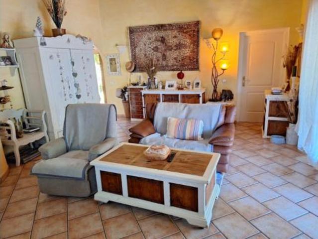 Chalet Venta Benahavís, Núcleo