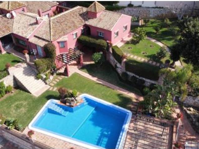 Chalet Venta Benalmádena, Hacienda de Torrequebrada