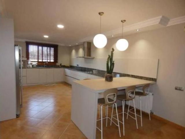 Chalet Venta Benicarló, Papa Luna