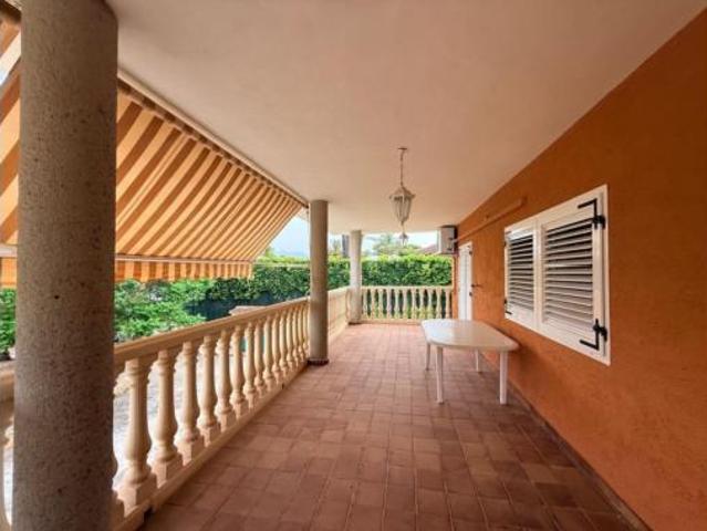 Chalet Venta Benidorm, Racó de l'Oix