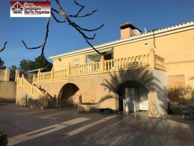 Chalet Venta Benidorm, Urbanitzacions