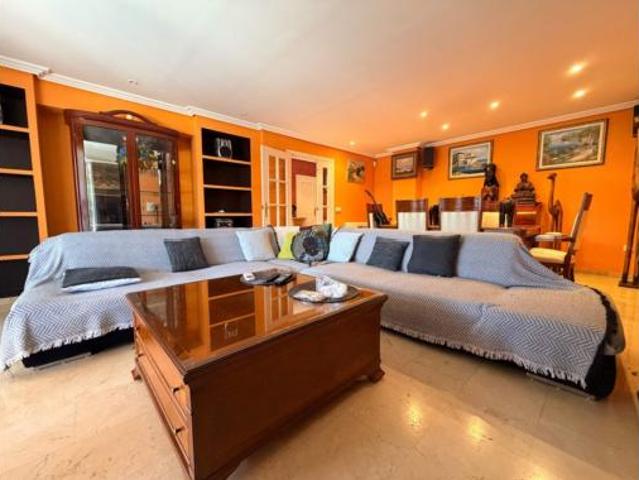 Chalet Venta Benidorm, Urbanitzacions