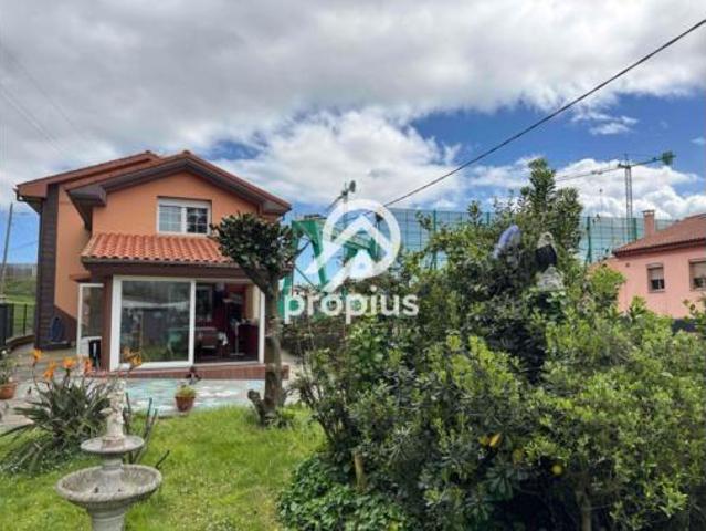 Chalet Venta Gozón, Campo de La Iglesia Gozón