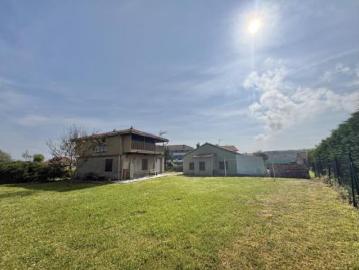 Chalet Venta Gozón, Bañugues