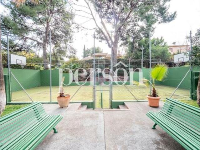Chalet Venta Godella, Campo Olivar