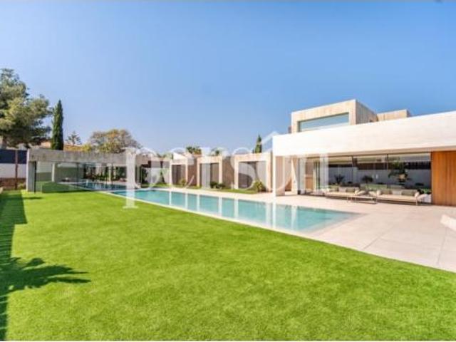Chalet Venta Godella, Campo Olivar