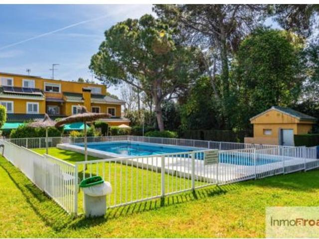 Chalet Venta Godella, Campo Olivar