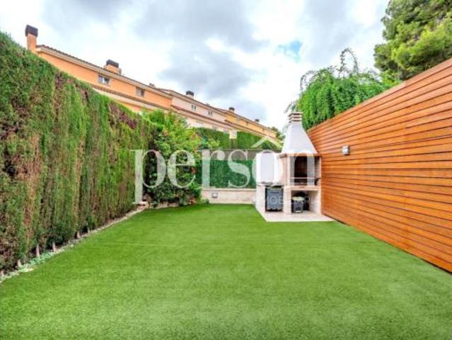 Chalet Venta Godella, Campo Olivar