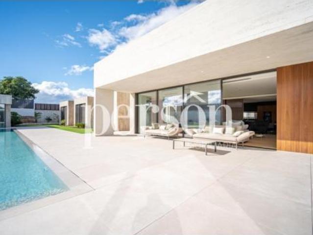 Chalet Venta Godella, Campo Olivar