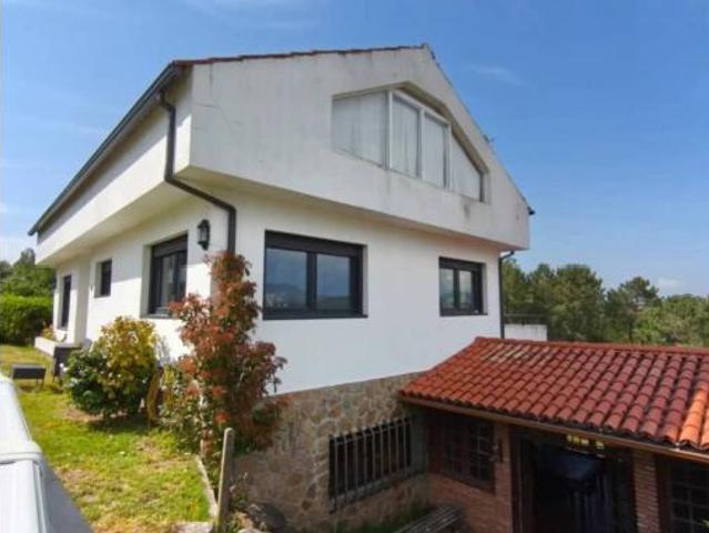 Chalet Venta Gondomar, Borreiros