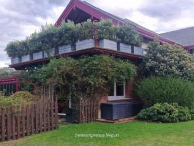 Chalet Venta Getxo, Andra Mari
