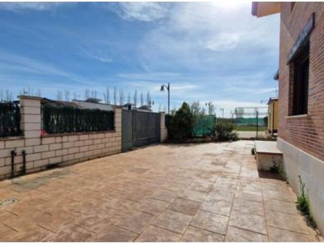 Chalet Venta Grijota, El Serrón