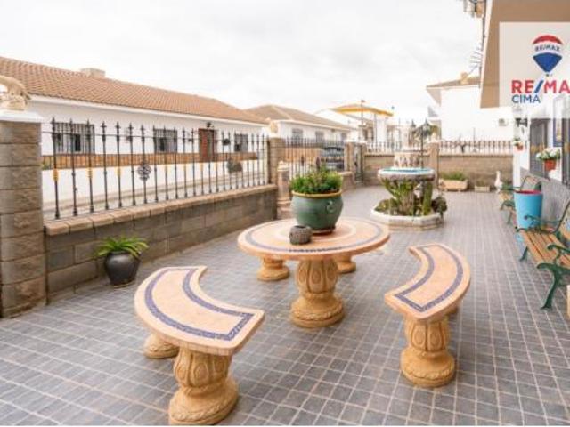 Chalet Venta Guadix, Bácor