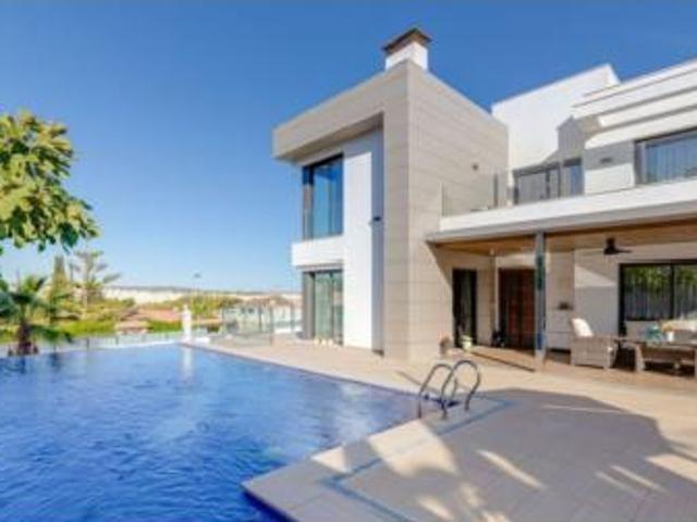 Chalet Venta Guadix, Balcones