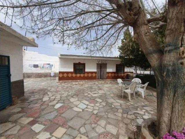 Chalet Venta Guadix, Guadix