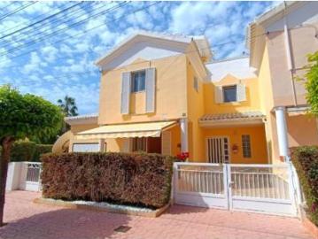 Chalet Venta Guardamar del Segura, Urbanizaciones