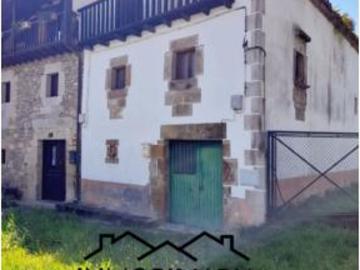 Chalet Venta Guriezo, Adino