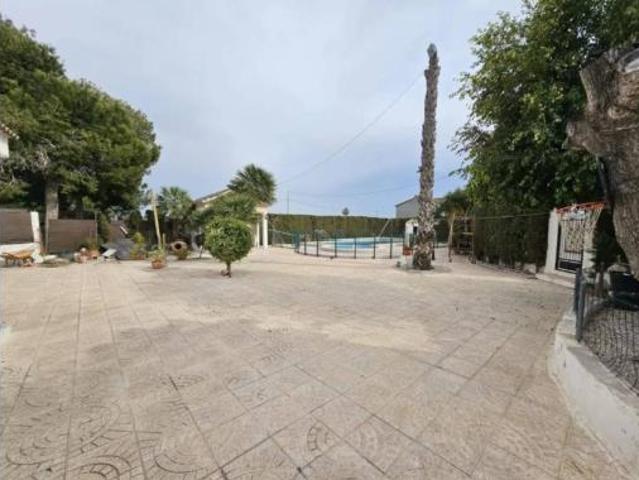 Chalet Venta Dolores, Dolores