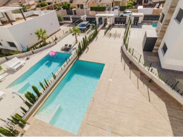 Chalet Venta Dolores, Dolores