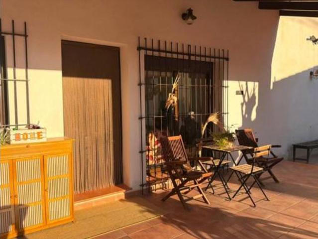 Chalet Venta Dolores, Dolores