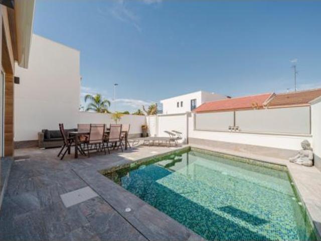 Chalet Venta Dolores, Dolores