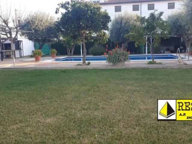 Chalet Venta Don Benito, Don Benito