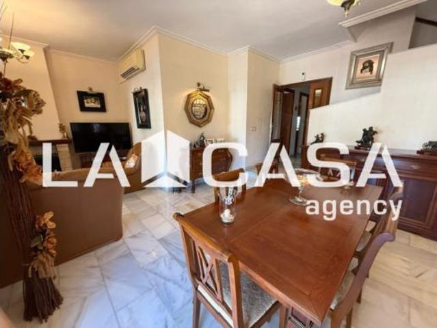 Chalet Venta Dos Hermanas, Entrenúcleos