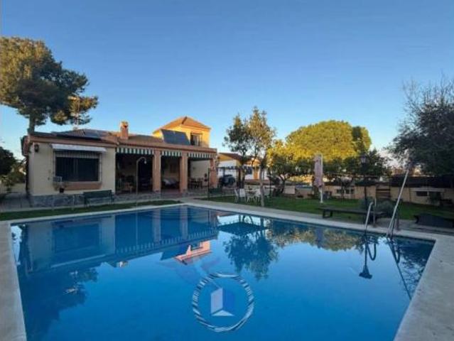 Chalet Venta Dos Hermanas, Dos Hermanas