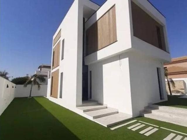 Chalet Venta Dos Hermanas, Dos Hermanas