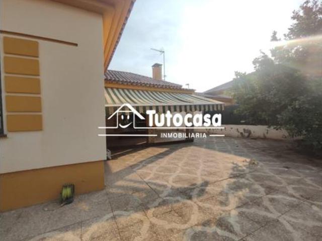 Chalet Venta Dos Hermanas, Entrenúcleos