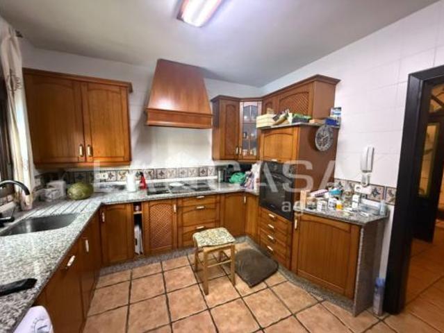 Chalet Venta Dos Hermanas, Entrenúcleos