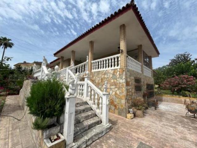 Chalet Venta Dos Hermanas, Entrenúcleos