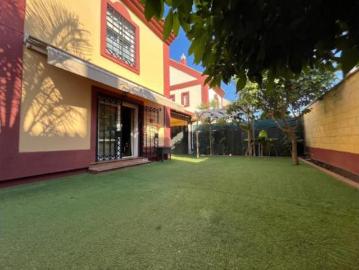 Chalet Venta Dos Hermanas, Entrenúcleos