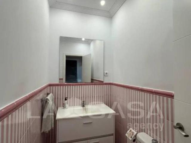 Chalet Venta Dos Hermanas, Entrenúcleos
