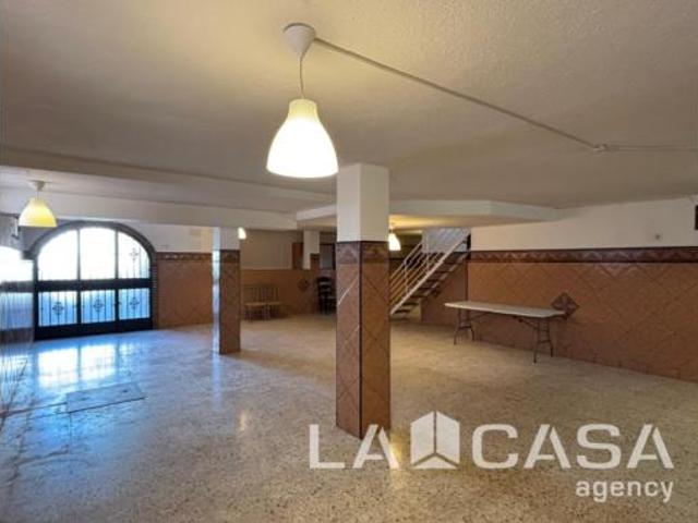 Chalet Venta Dos Hermanas, Entrenúcleos