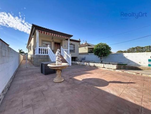 Chalet Venta Dos Hermanas, Los Merinales