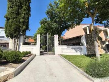 Chalet Venta Dueñas, Dueñas