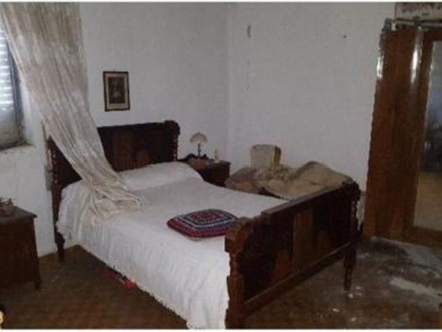 Chalet Venta Dueñas, Dueñas