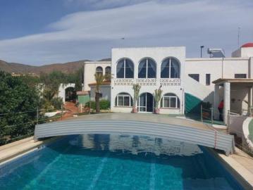 Chalet Venta Enix, Enix