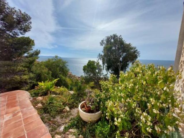Chalet Venta Enix, Enix