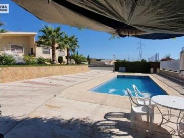 Villa en venta en Baix Vinalopó