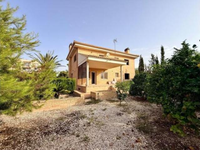 Chalet Venta El Campello, Platja Muchavista
