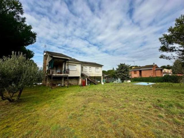 Chalet Venta El Casar, El Casar