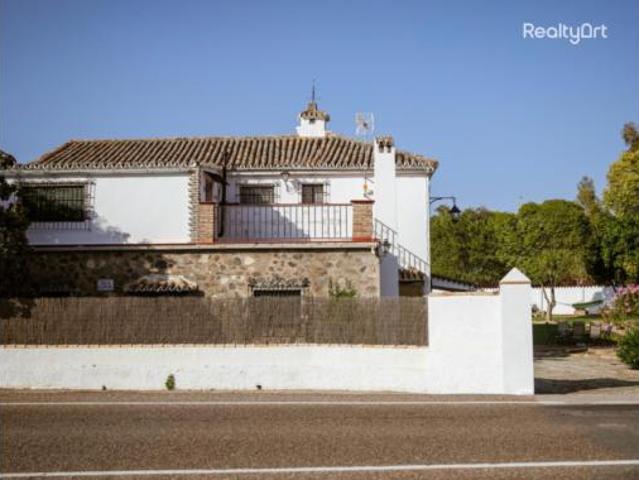 Chalet Venta El Castillo de Las Guardas, Arroyo de La Plata